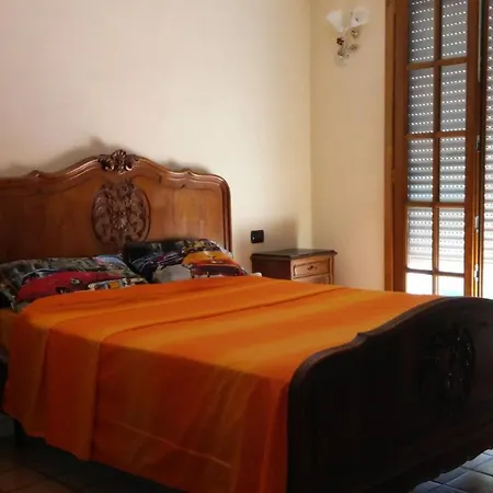In - With Sea View Guest house San Salvatore (Genoa)